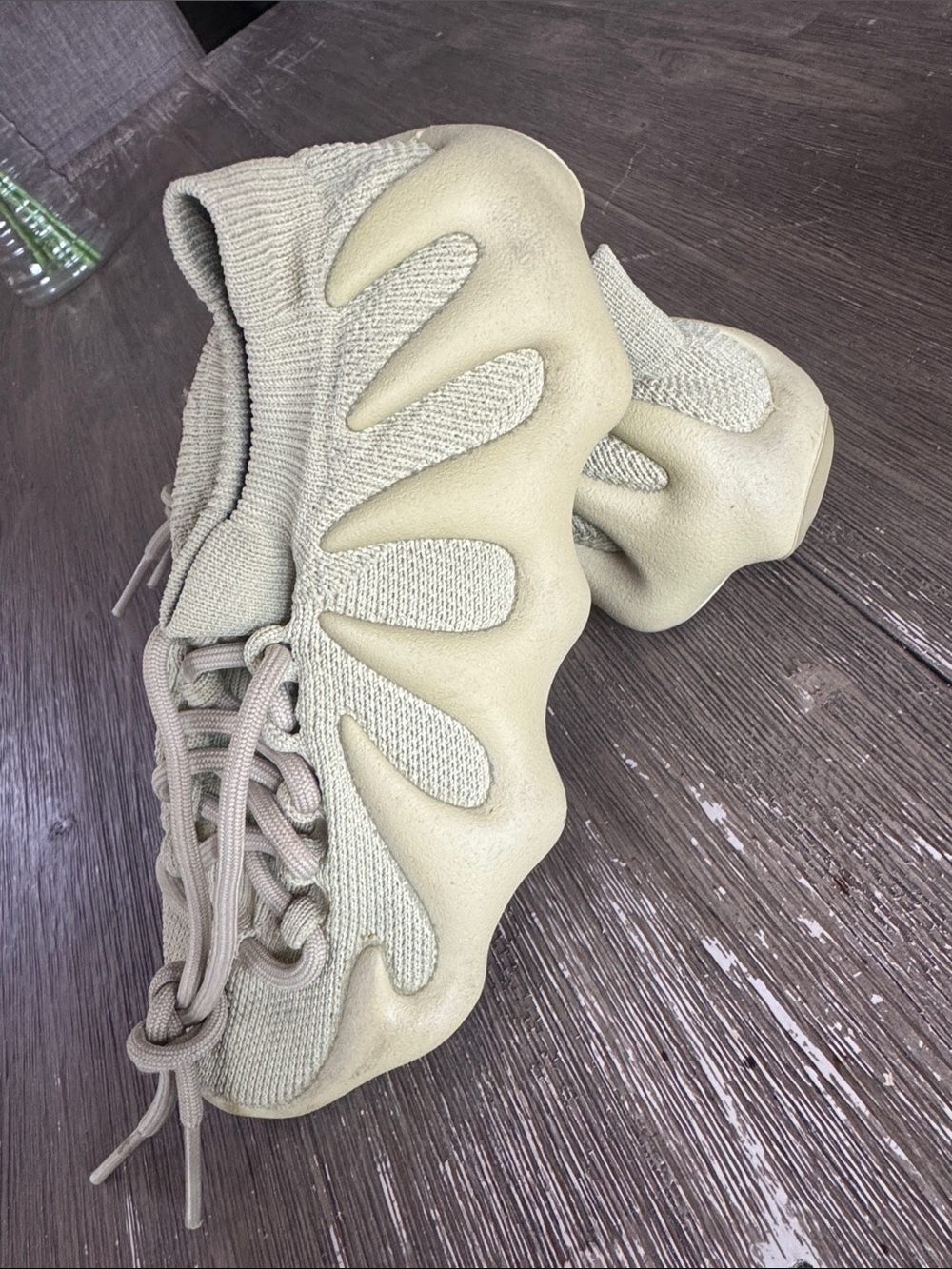 Yeezy Kids Sneakers in Light Beige/Cream